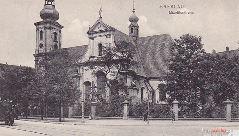 Powiększ obraz: Kościół św. Maurycego w latach 1910-1920
