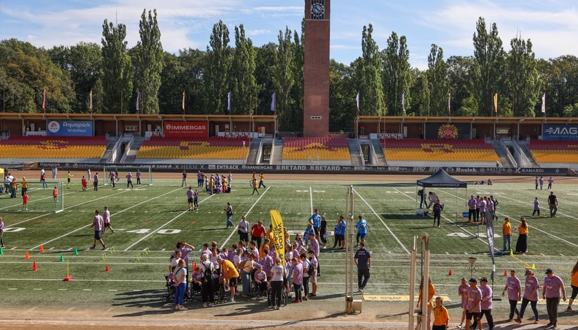 Powiększ obraz: Piąta edycja Wrocławskiej Integracyjnej Olimpiady Sportowej na Stadionie Olimpijskim. Wrocław, 16.09.2026.