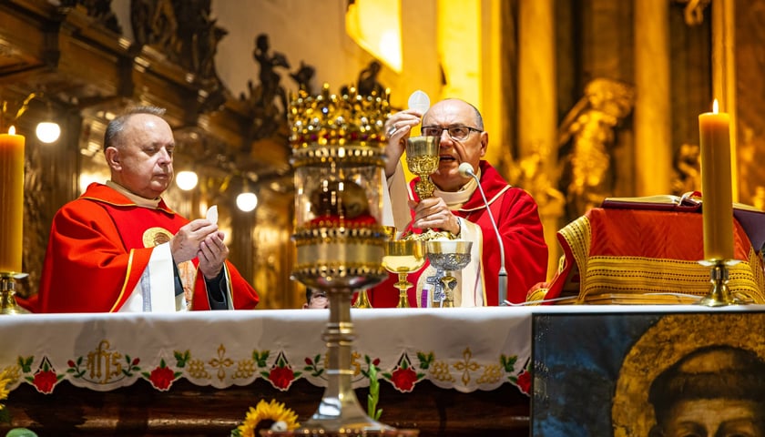 Procesja z relikwiami św. Doroty i św. Stanisława przeszła ulicami Wrocławia, 20.09.2026 r.