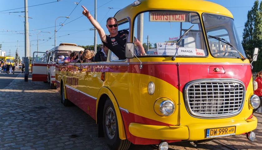 Powiększ obraz: Parada Zabytkowych Autobusów i Tramwajów 2026