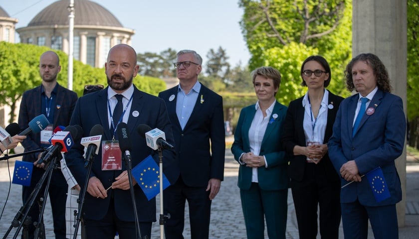 Samorządowy Okrągły Stół 9 maja Hala Stulecia Wrocław