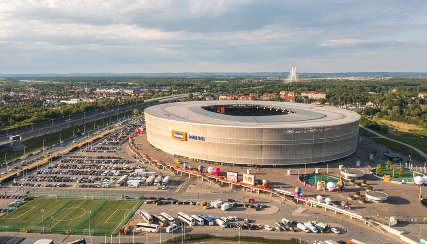 Powiększ obraz: fot. Tarczyński Arena Wrocław podczas meczu Polska-Walia 1 czerwca 2022 r.