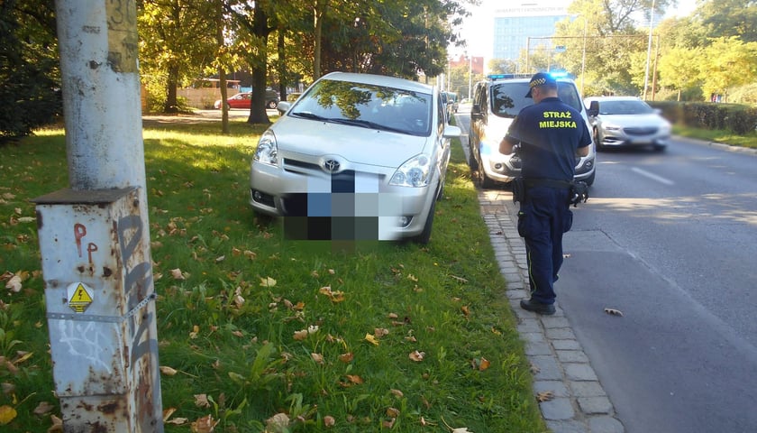 Tak parkują "mistrzowie" z Wrocławia