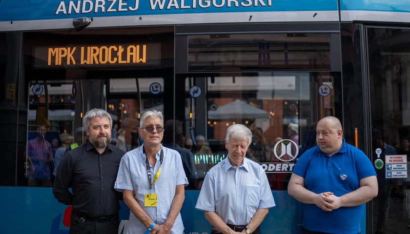 Wrocław pamięta o Andrzeju Waligórskim: tramwaj jego imienia i  wrocławski krasnal, 26.06.2022 r.