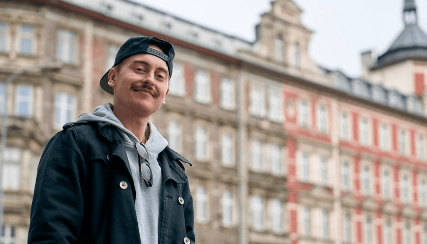 Powiększ obraz: Filip Heliasz, na Facebooku prowadzi fanpage „Wrocław – Inwestycje budowlane”