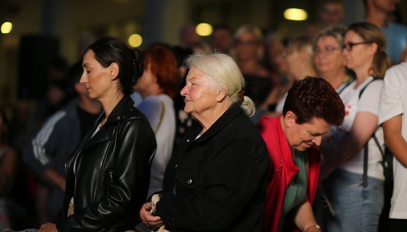 Wyjątkowy pokaz fontanny multimedialnej o powodzi tysiąclecia - Pergola przy Hali Stulecia. 23 lipca 2022 r.