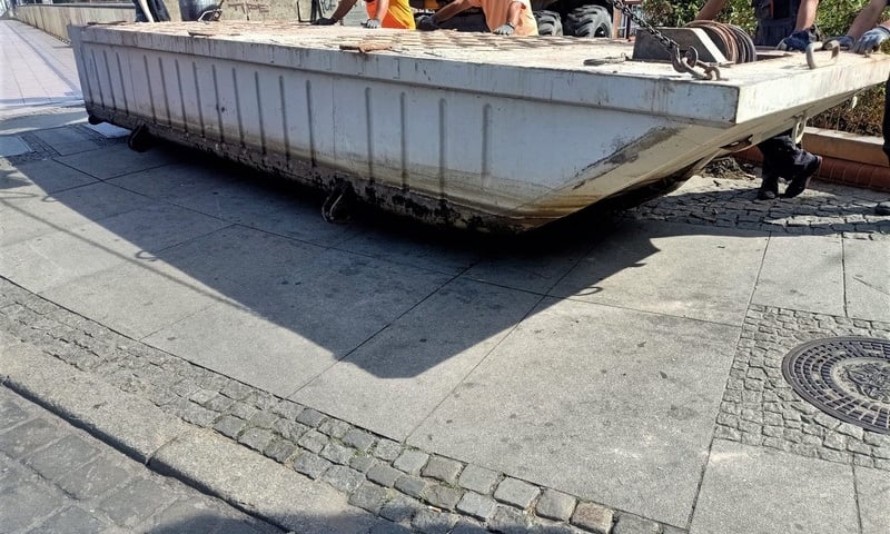 Powiększ obraz: Na szczęście w wypadku nikt nie ucierpiał