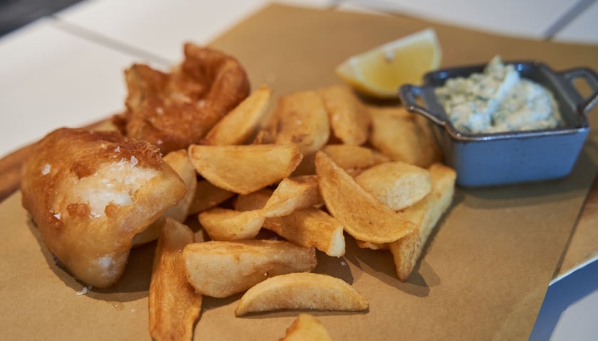 Powiększ obraz: Restauracja HINT Food & Drinks na ul. Włodkowica to stylowe, hotelowe bistro.