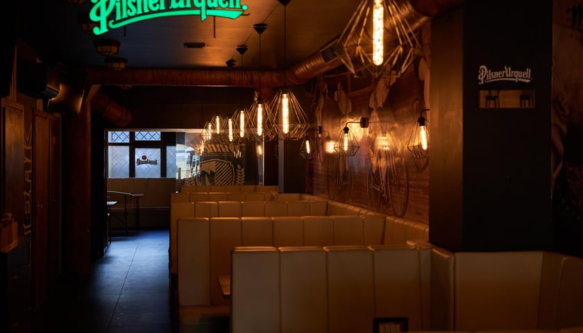 Powiększ obraz: Jeśli masz ochotę na steka, koniecznie skorzystaj z oferty Winners Steakhouse Pub Wrocław.