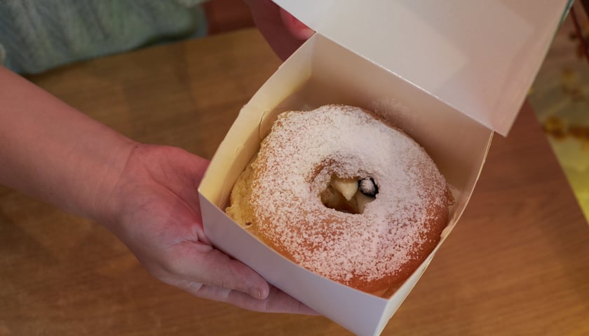 Powiększ obraz: W Bite a Donut znajdziesz donuty z nietypowymi nadzieniami i polewami.