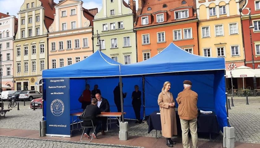 W ubiegłym roku radcy prawni z Wrocławia też udzielali darmowych porad prawnych wrocławianom