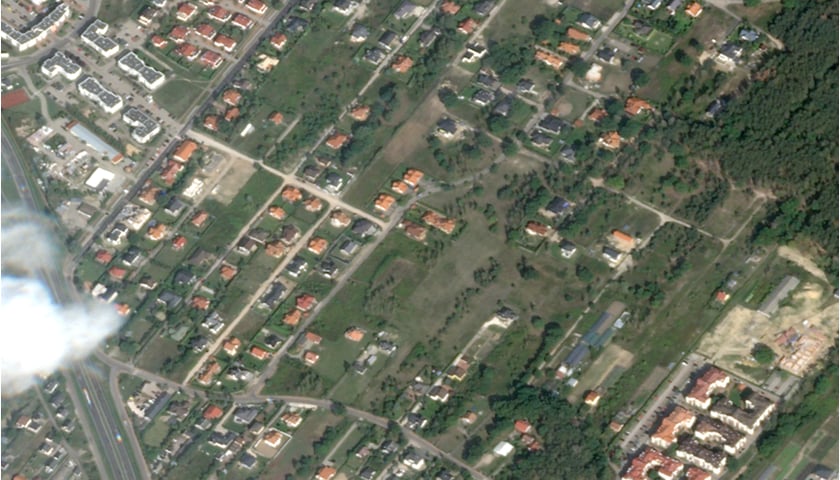 Powiększ obraz: Detekcja satelitarna we Wrocławiu