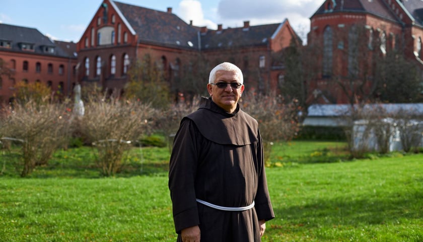 Powiększ obraz: Ojciec Jozafat, przełożony klasztoru franciszkanów we Wrocławiu