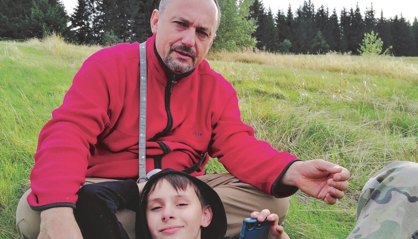 Powiększ obraz: Witold Hanak i jego syn Michał, którzy wzięli udział w badaniu