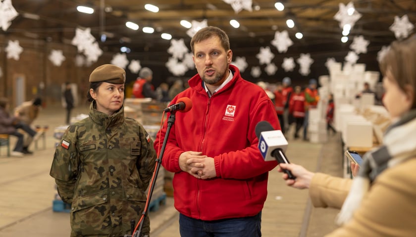 Powiększ obraz: Paweł Trawka, rzecznik Caritas Archidiecezji Wrocławskiej