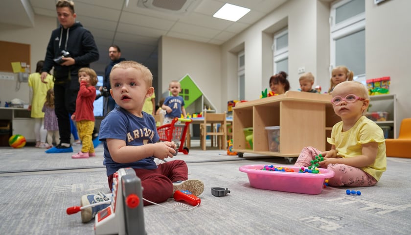 Zdjęcie z uroczystego otwarcia żłobka numer 5 po remoncie kapitalnym