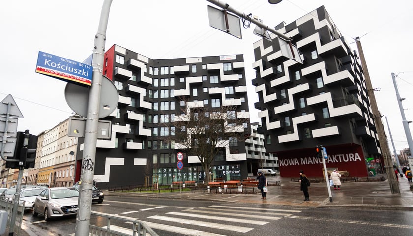Tegorocznym zwycięzcą konkursu European Property Awards w kategorii Architecture Multiple Residence Poland okazała się wrocławska Nowa Manufaktura zaprojektowana przez studio architektoniczne AP Szczepaniak.&nbsp;