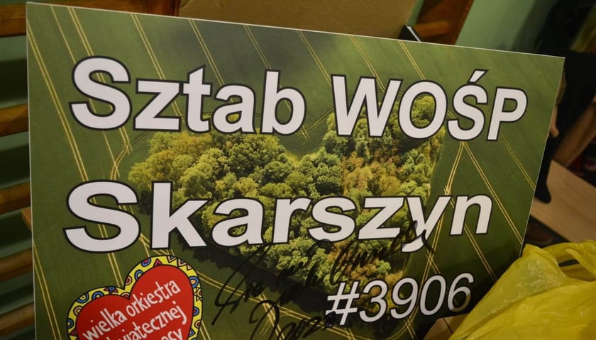 Powiększ obraz: Zagajnik w kształcie serca stał się symbolem wsi