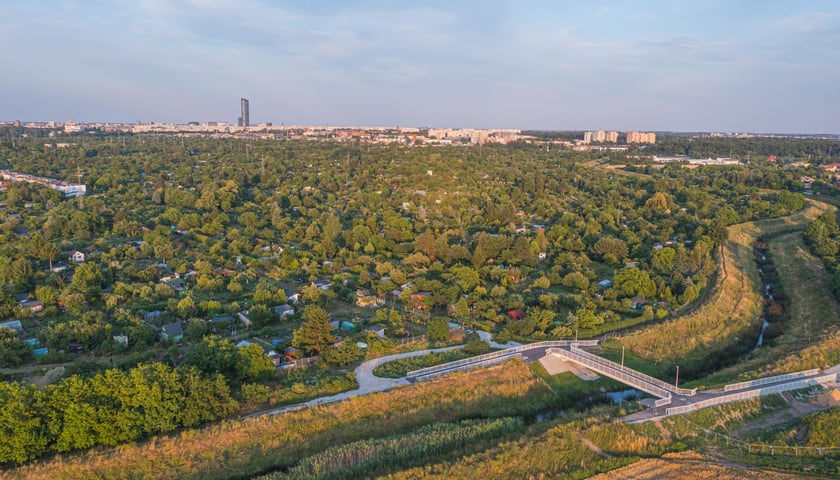 Kładka pieszo-rowerowa nad Ślęzą