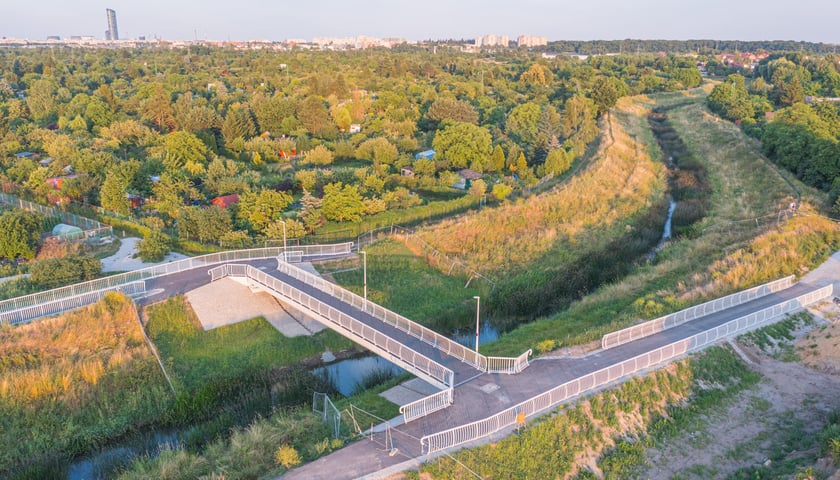 Kładka pieszo-rowerowa nad Ślęzą