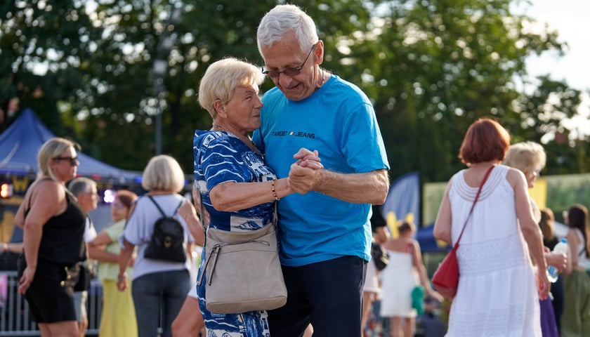 Potańcówka na placu Wolności