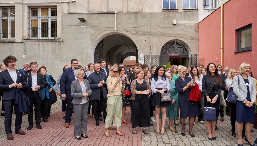 Uroczystość 75-lecia Liceum Ogólnokształcącego nr IV we Wrocławiu