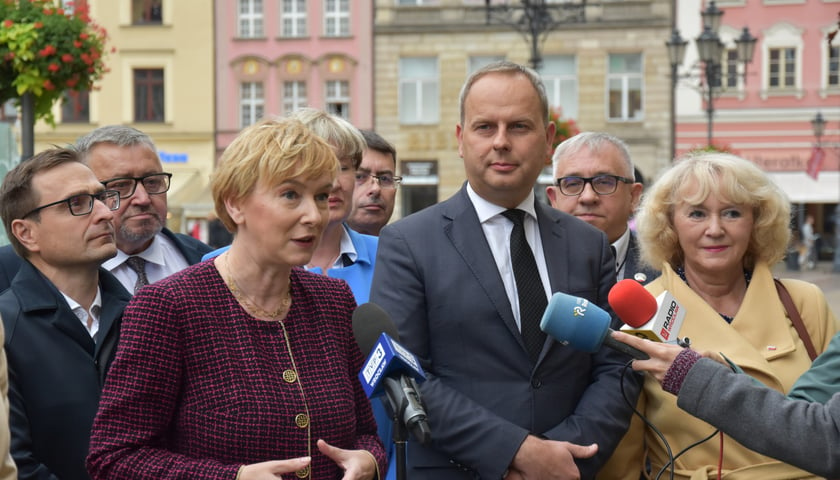 Mirosława Stachowiak-Różecka, Paweł Hreniak, posłowie PiS z Wrocławia