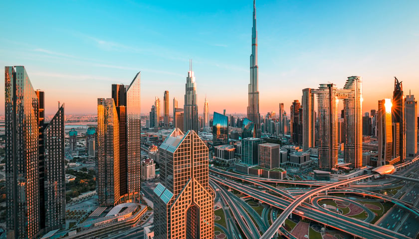 Powiększ obraz: Dubaj, w tle Burj Khalifa - najwyższy budynek na świecie