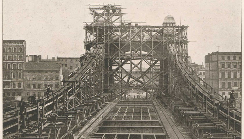 Budowa mostu Grunwaldzkiego we Wrocławiu w latach 1908-1910 - archiwalne zdjęcia