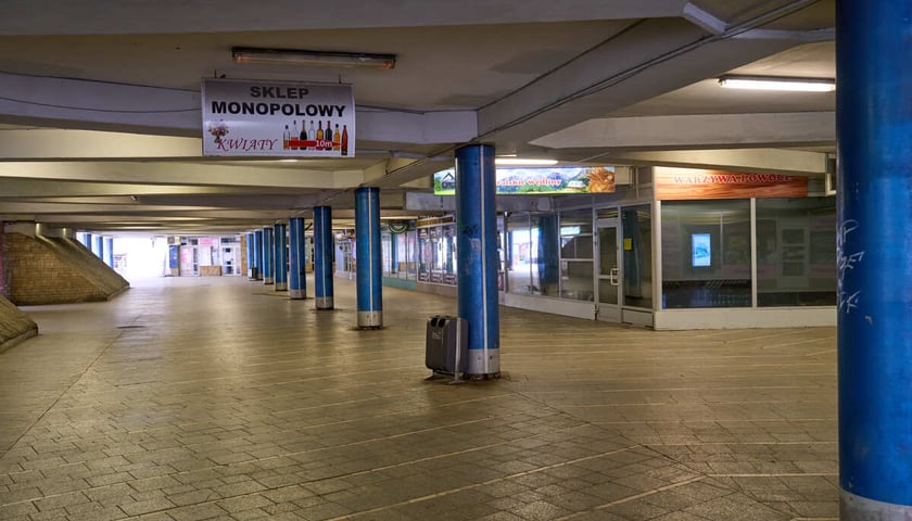 Puste miasto. Wrocław bez ludzi i bez samochodów. 31.03.2024