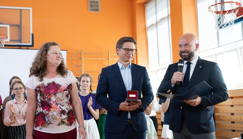 Jubileusz 60-lecia SP nr 64 we Wrocławiu