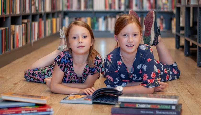 Powiększ obraz: W bibliotekach czekają na was nie tylko książki, ale także puzzle. gry planszowe i wiele wydarzeń