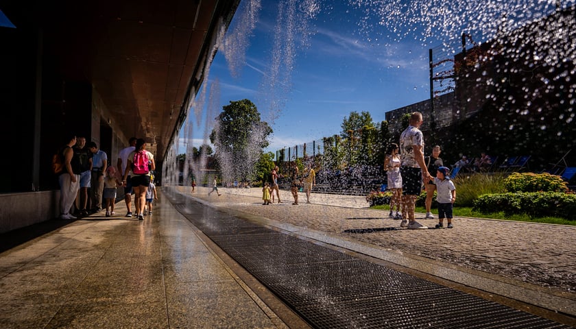 Powiększ obraz: Hydropolis
