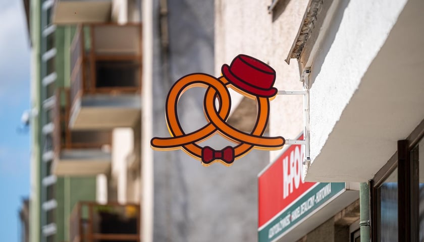 Powiększ obraz: <p>Pan Precel przy Oławskiej 22 otwiera się w piątek 19 lipca o 8.00</p>