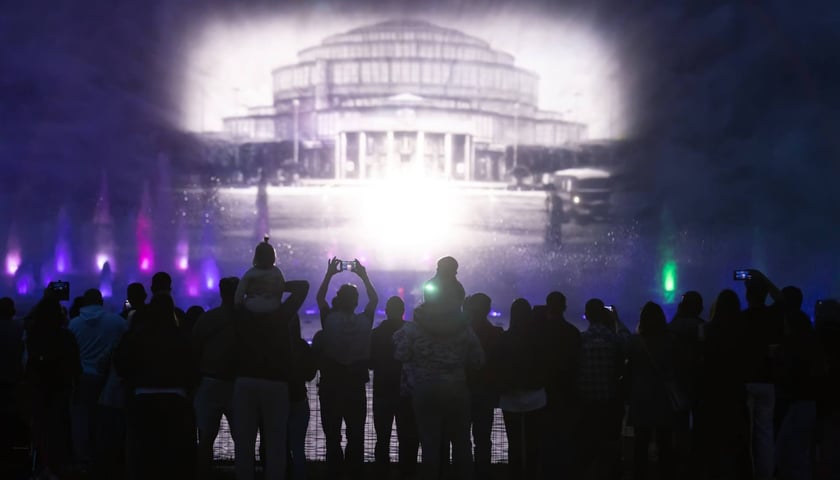 Powiększ obraz: Pokaz specjalny Fontanny Multimedialnej