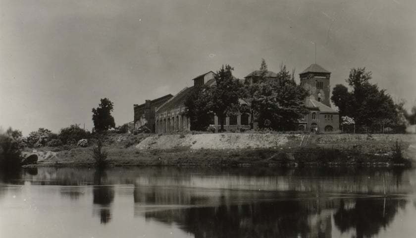 przepompownia Stary Port, widok od strony osadnika południowego, początek XX wieku&nbsp;