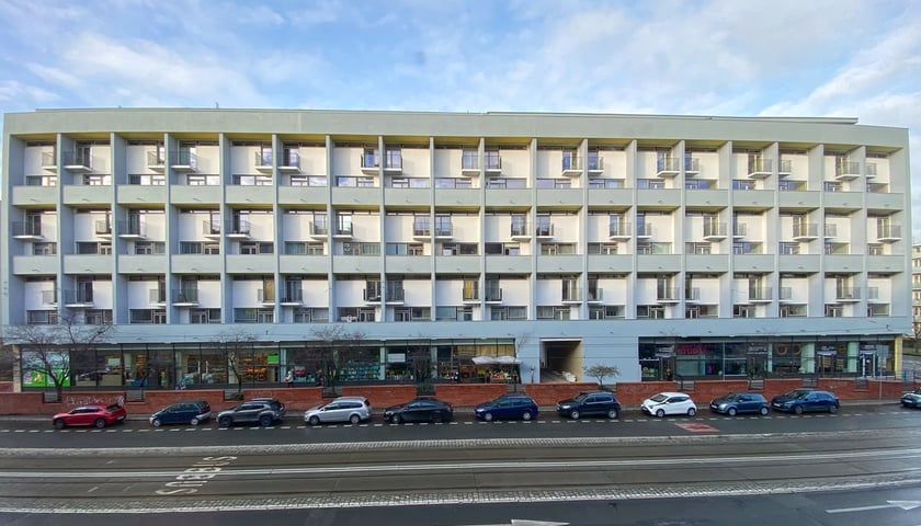 Powiększ obraz: <p>Mezotonowiec</p>