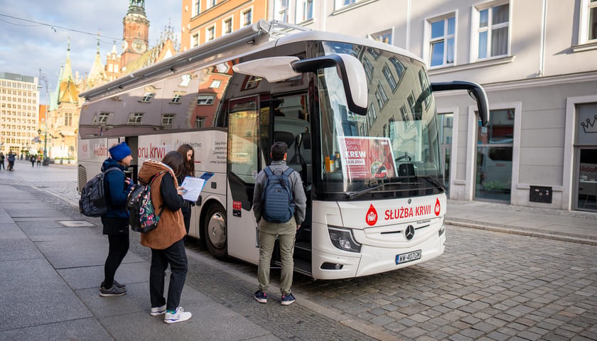 Krwiobus przy ulicy Oławskiej, 18.10.2024