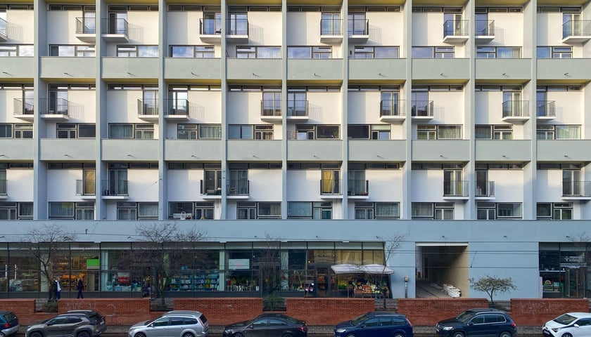 Powiększ obraz: Mezonetowiec przy ul. Kołłątaja po renowacji