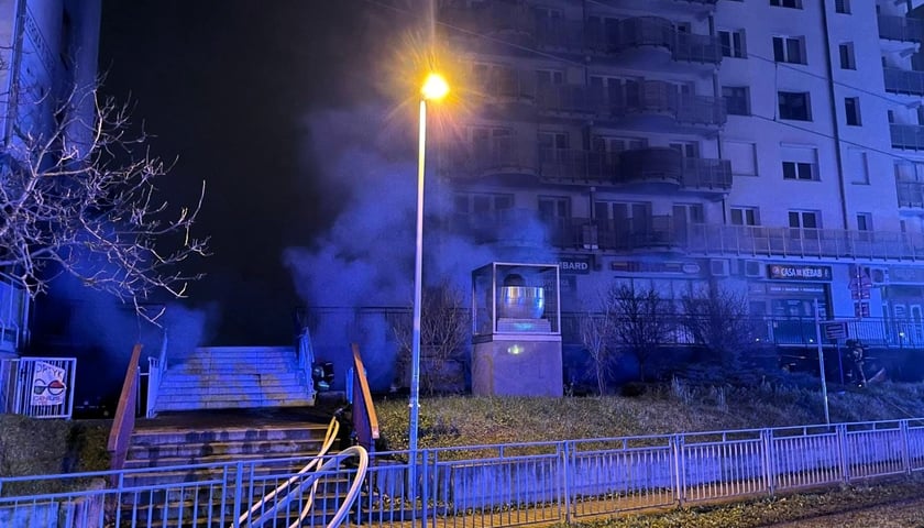Pożar budynku przy ul. Dokerskiej na Kozanowie