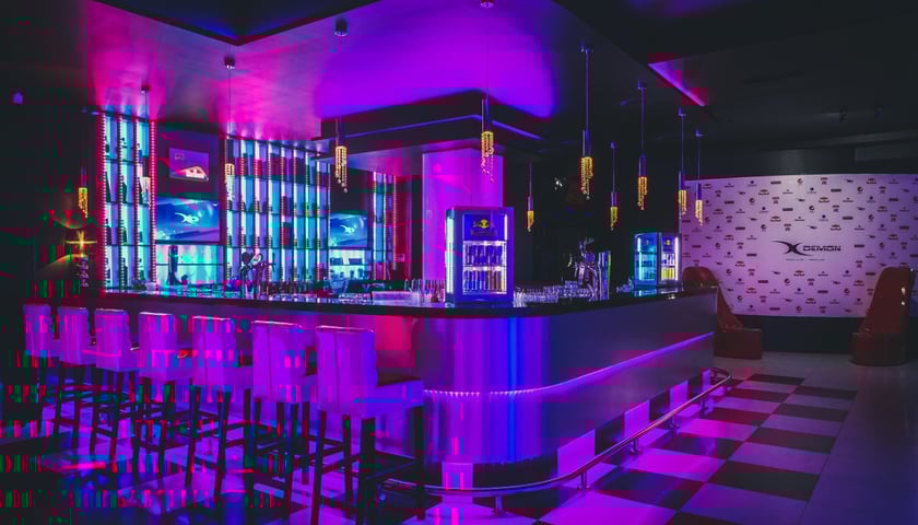 Powiększ obraz: Wnętrze klub X-Demon. Archiwum