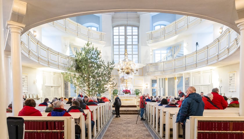 Noworoczne i opłatkowe spotkanie przewodników turystycznych w kościele Opatrzności Bożej