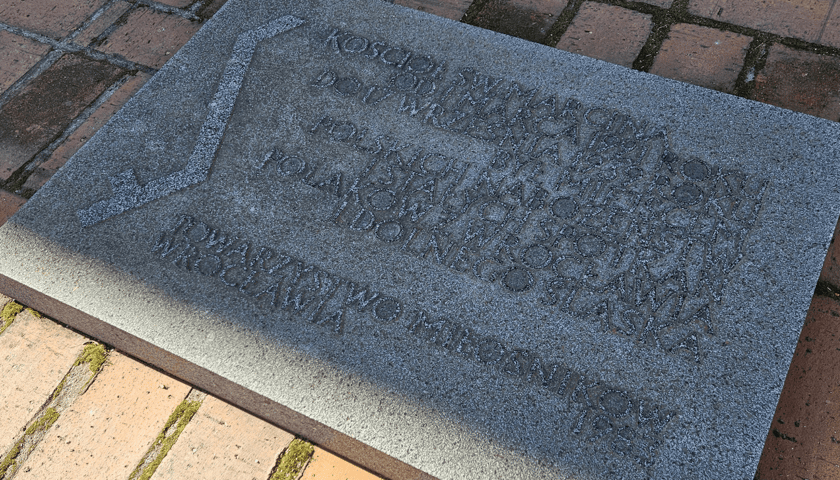 Powiększ obraz: <p>Obchody 87. rocznicy Kongresu Polak&oacute;w w Niemczech</p>