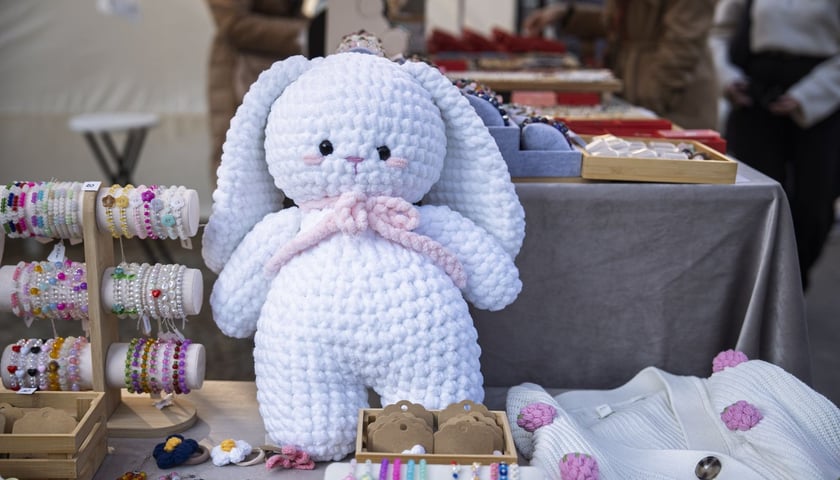 Powiększ obraz: Targi rzeczy niepospolitych Artishop - marzec 2025 r.