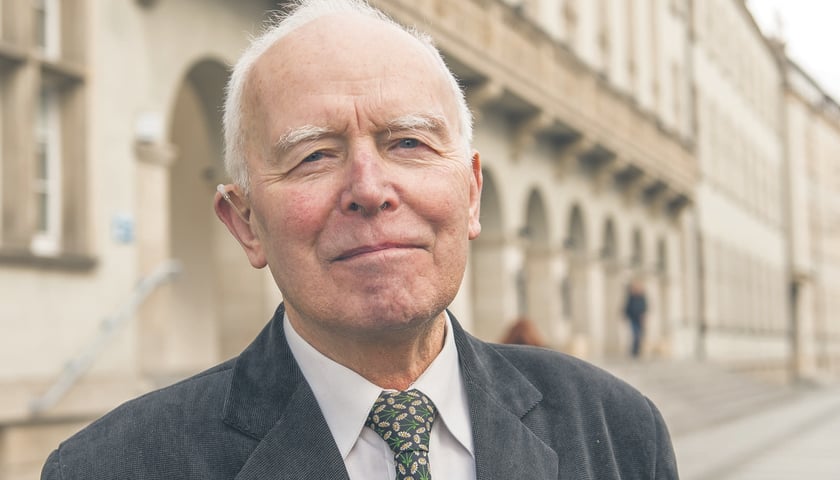 Powiększ obraz: Prof. Andrzej Wiszniewski, były rektor PWr, były minister nauki, nominowany do tytułu Honorowego Obywatela Wrocławia
