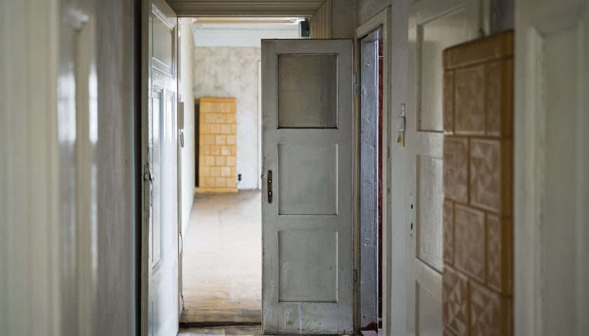 Powiększ obraz: <p>Wnętrza kamienic 1, 1a i 1b na Dworcowej we Wrocławiu</p>