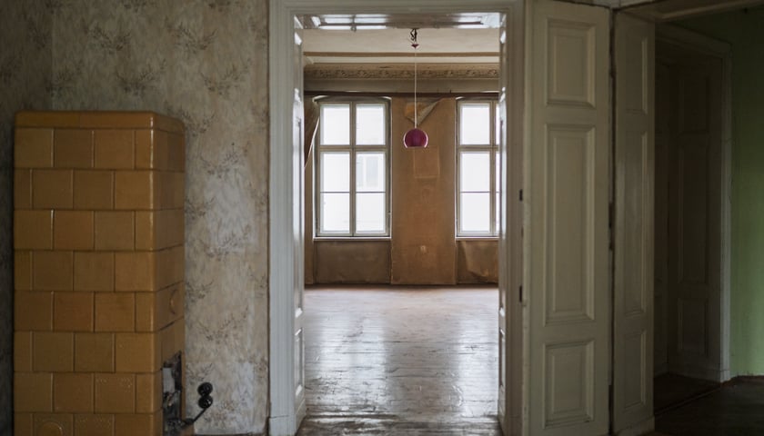 Wnętrza kamienic 1, 1a i 1b na Dworcowej we Wrocławiu