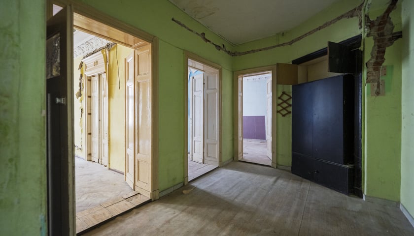 Wnętrza kamienic 1, 1a i 1b na Dworcowej we Wrocławiu