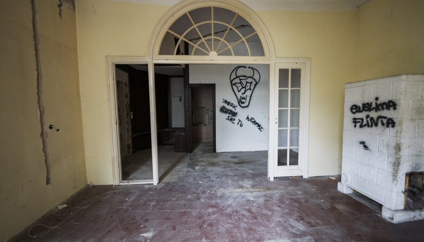 Wnętrza kamienic 1, 1a i 1b na Dworcowej we Wrocławiu