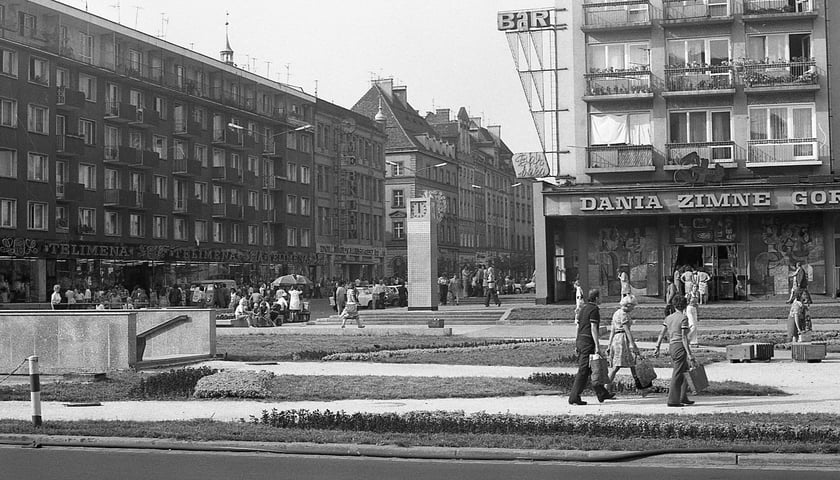 Powiększ obraz: <p>Dawny Bar Barbara</p>